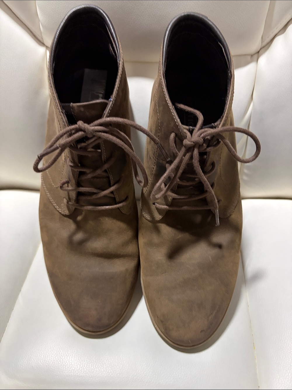 Classic Brown Suede Men’s Chukka Boots - Lace-Up Casual